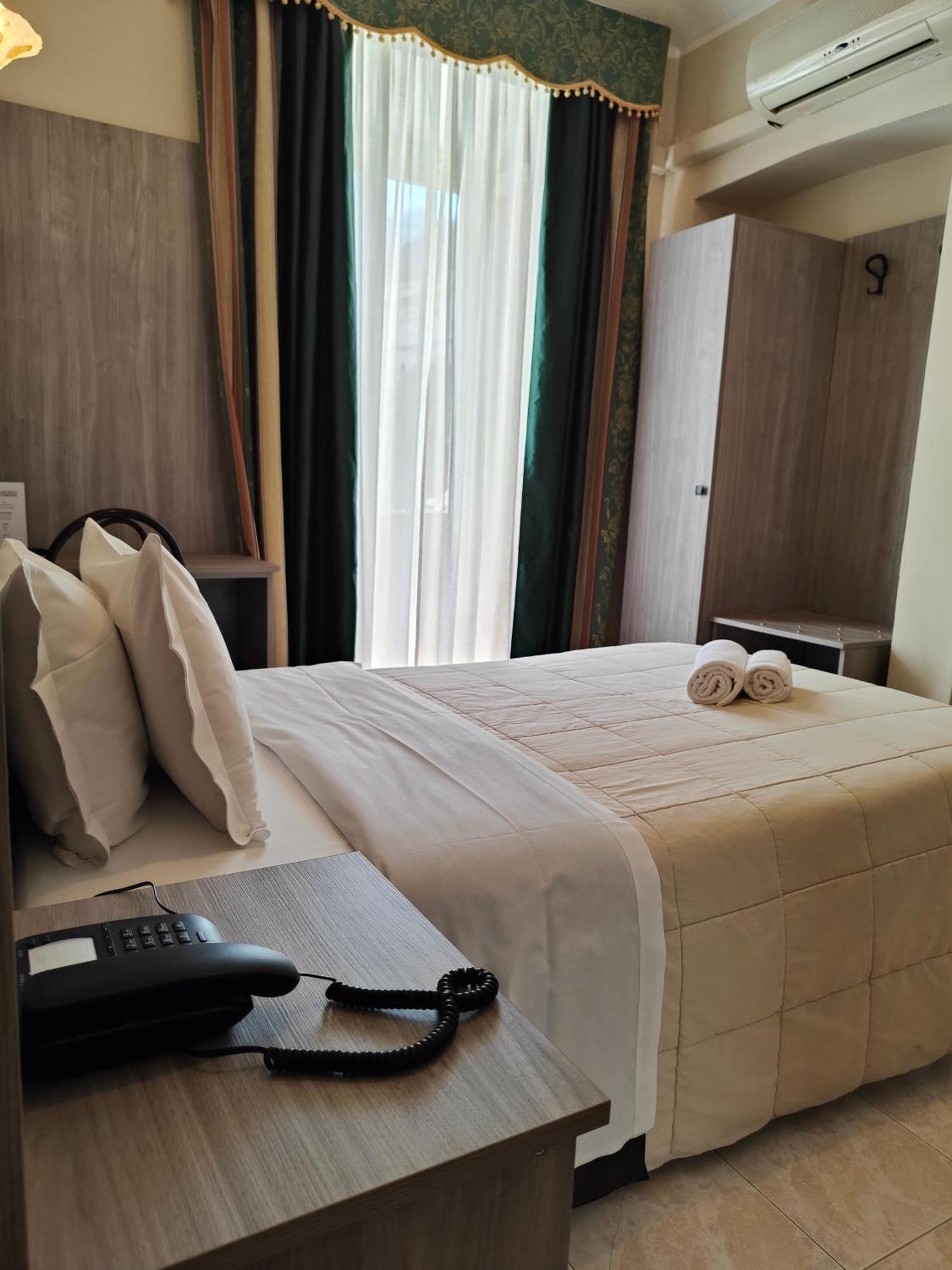 Hotel Romano ตูริน ภายนอก รูปภาพ