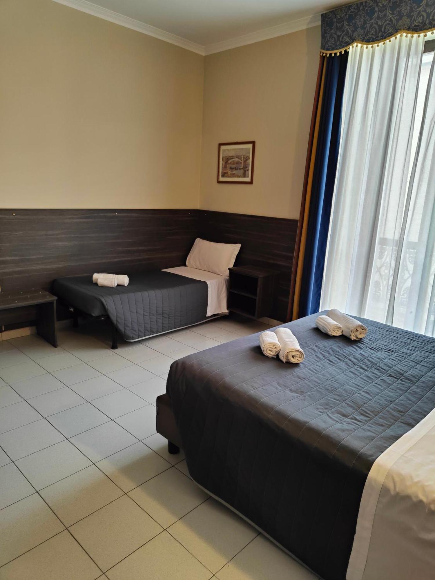 Hotel Romano ตูริน ภายนอก รูปภาพ