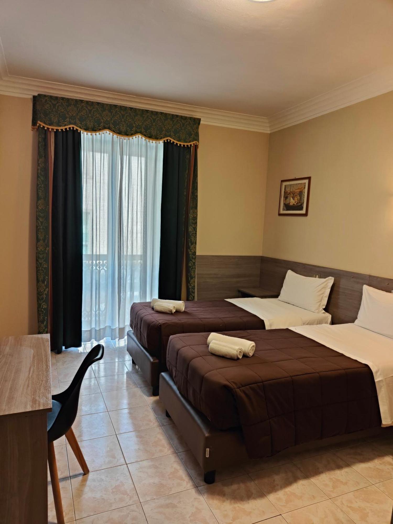 Hotel Romano ตูริน ภายนอก รูปภาพ