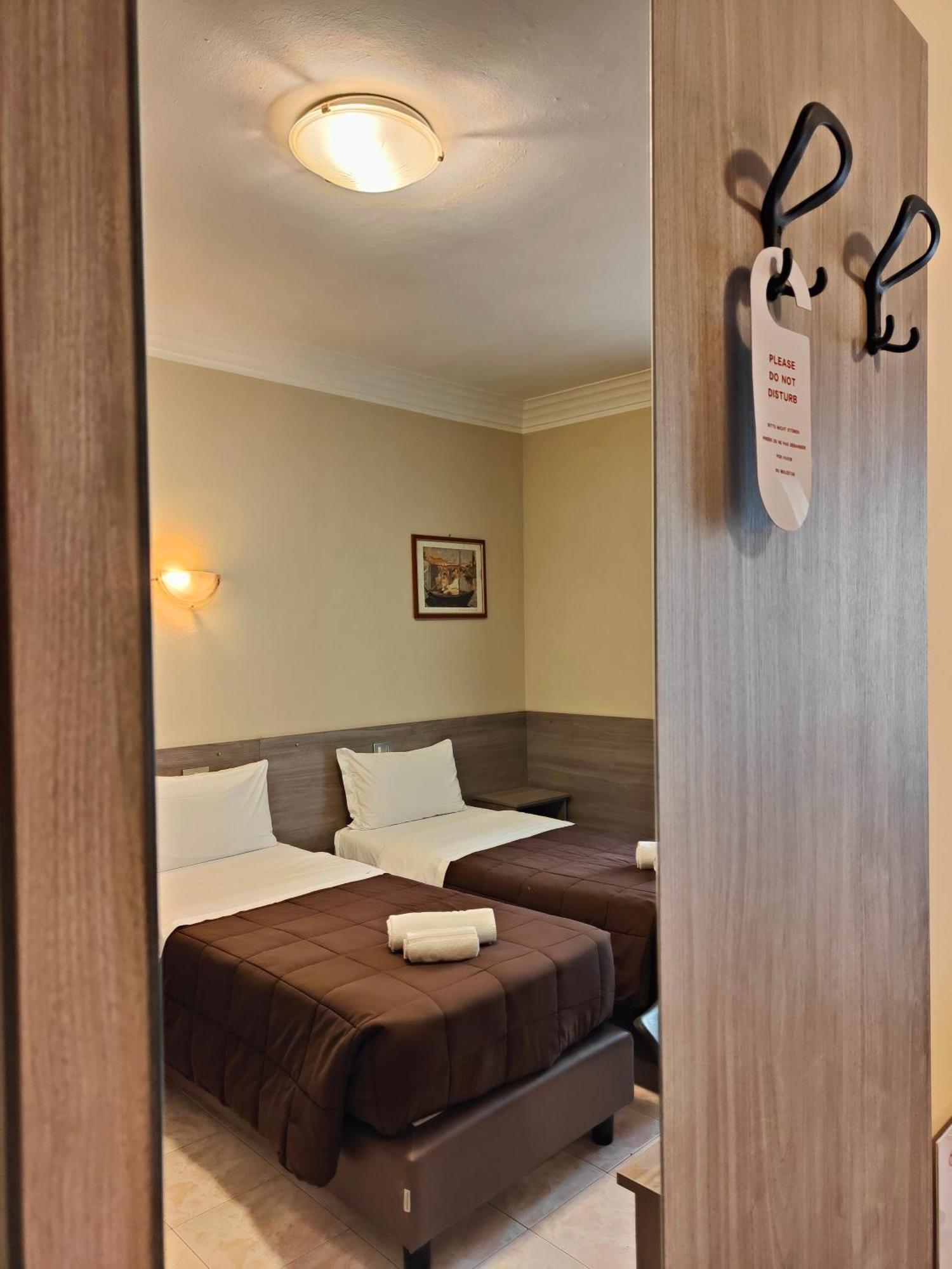 Hotel Romano ตูริน ภายนอก รูปภาพ