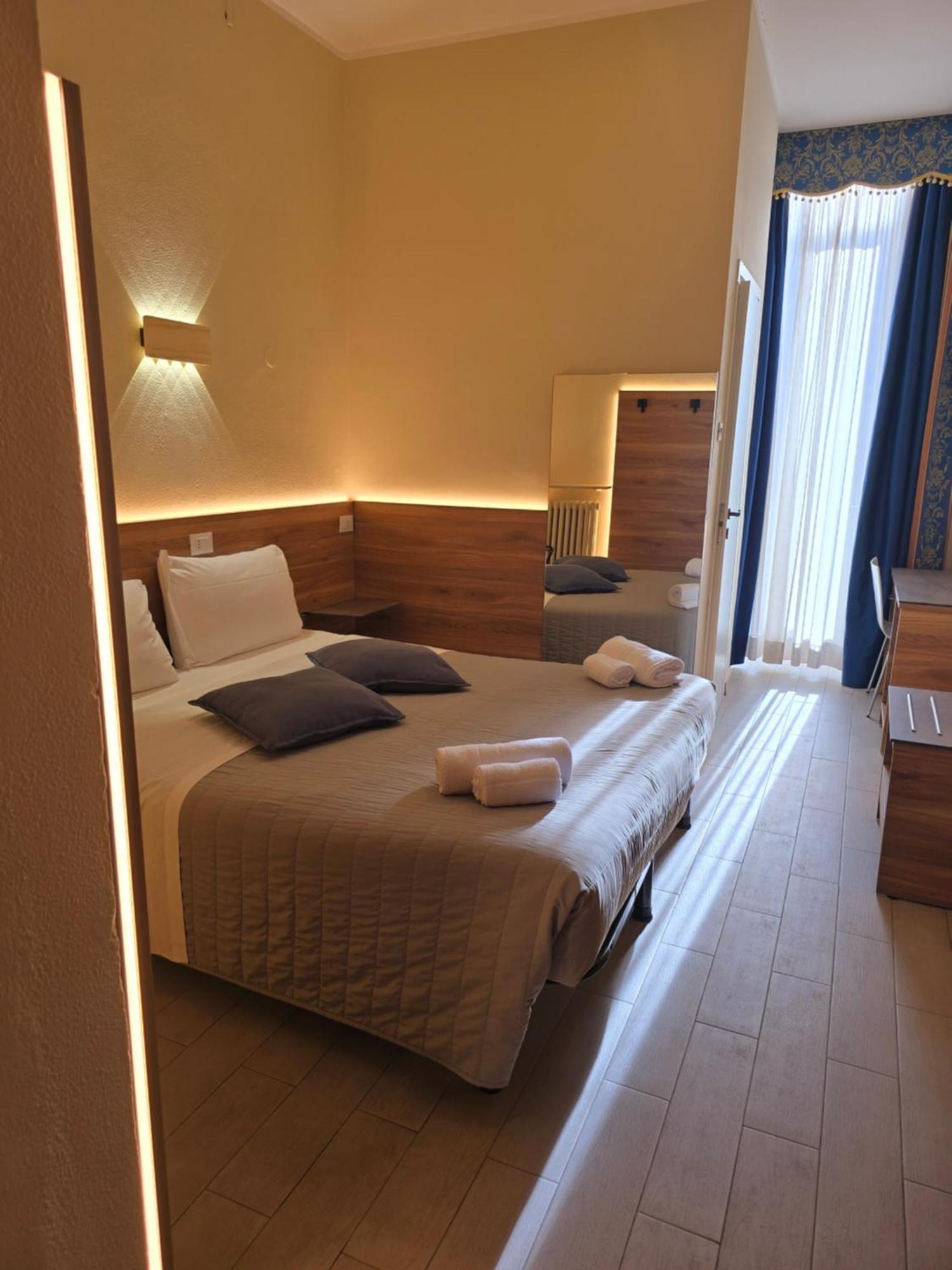 Hotel Romano ตูริน ภายนอก รูปภาพ