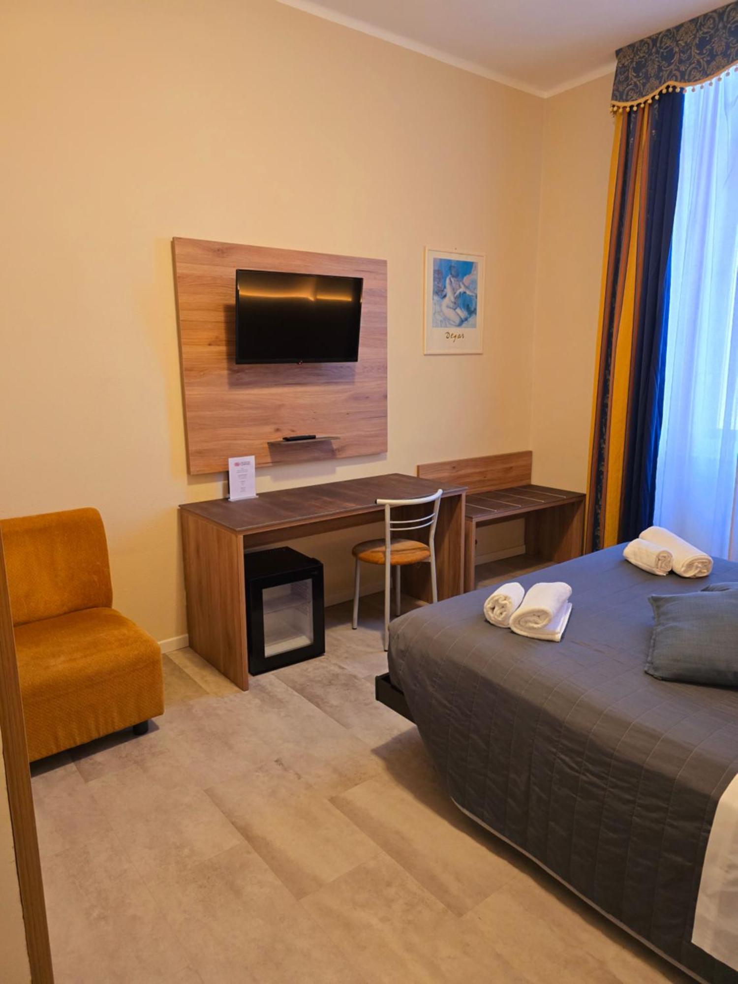 Hotel Romano ตูริน ภายนอก รูปภาพ
