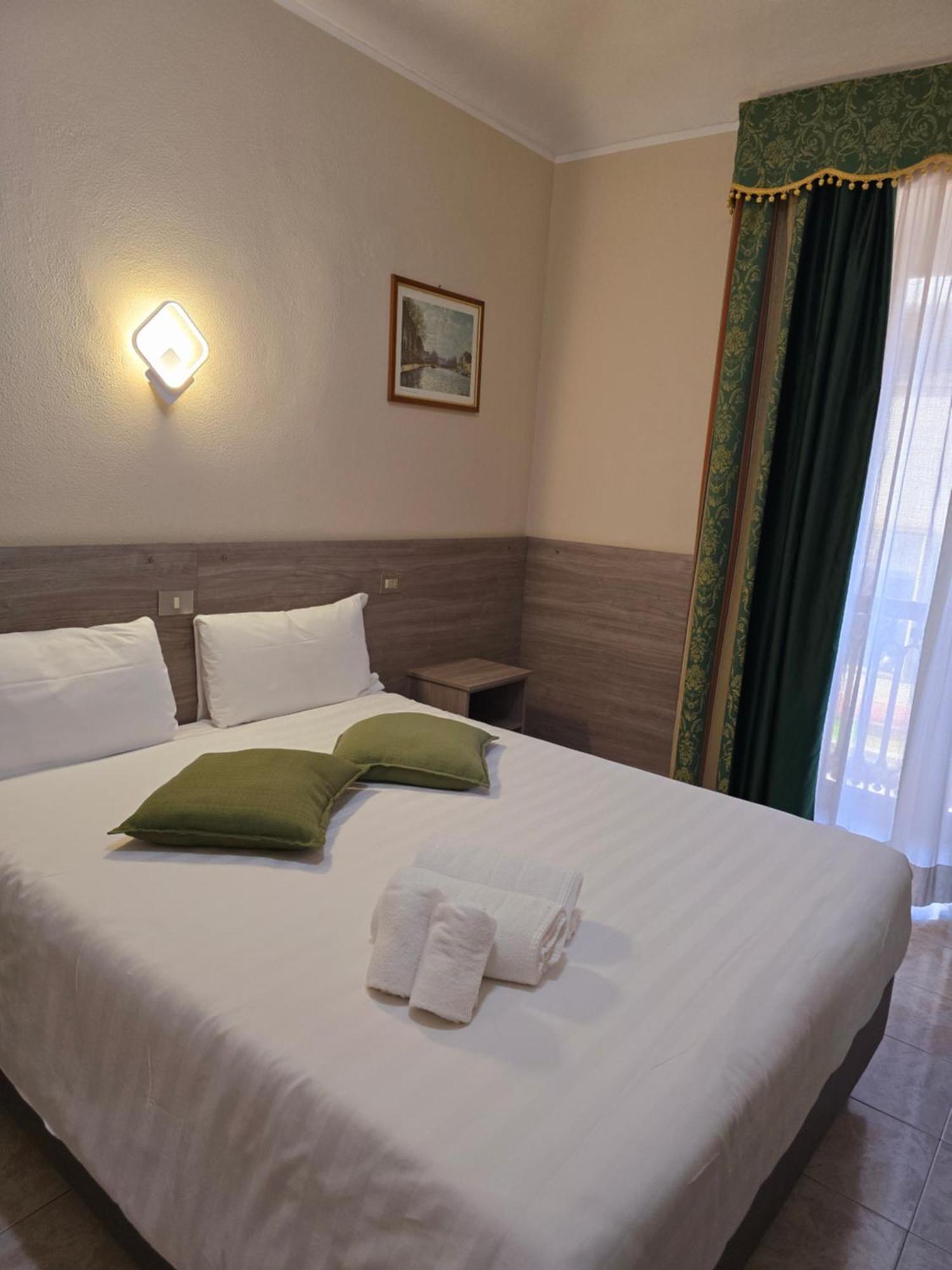Hotel Romano ตูริน ภายนอก รูปภาพ