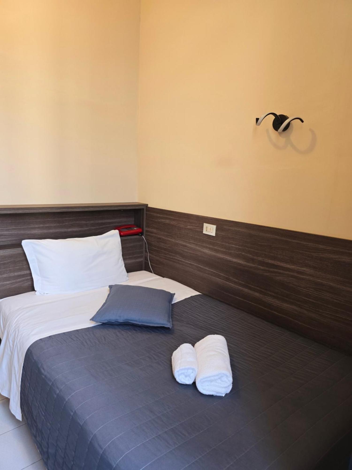 Hotel Romano ตูริน ภายนอก รูปภาพ
