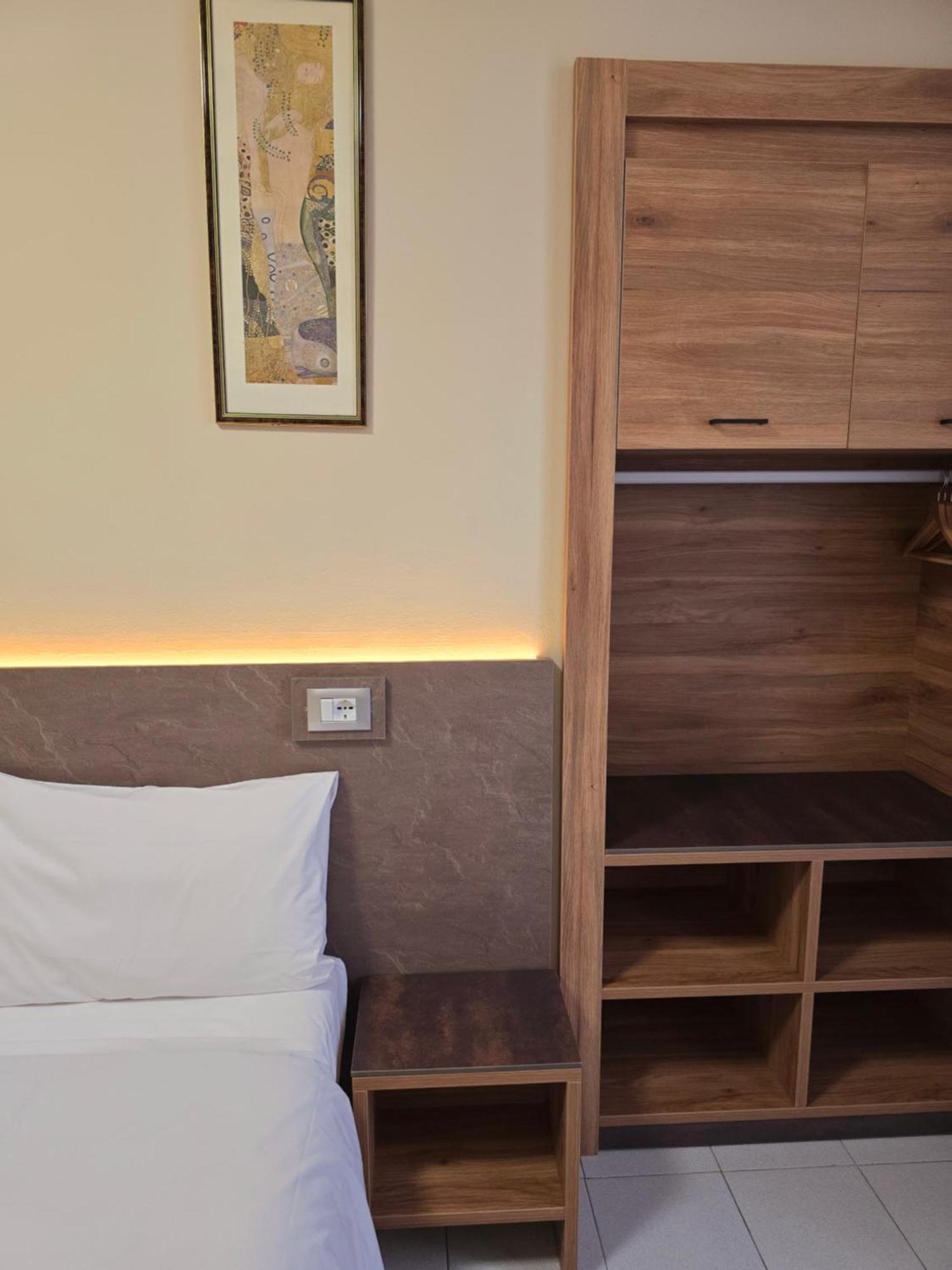 Hotel Romano ตูริน ภายนอก รูปภาพ
